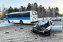 В Ангарске четыре человека пострадали при столкновении автобуса с иномаркой