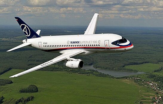 Новак: Иран намерен купить 12 самолетов Superjet 100