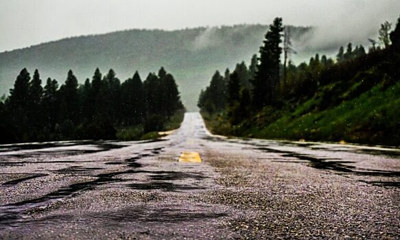 На трассе в Приморском крае рухнула часть моста