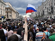 Журналисты приняли противотанковые ежи на Тверской за защиту от митингующих