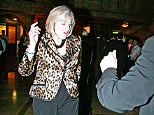 Министр стиля. Терезу Мэй ненавидели за вульгарные наряды и неуклюжие выходки. Как ей удалось стать премьером Британии?