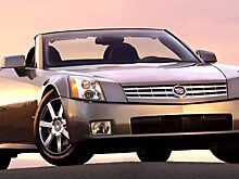 Роскошный родстер Cadillac XLR