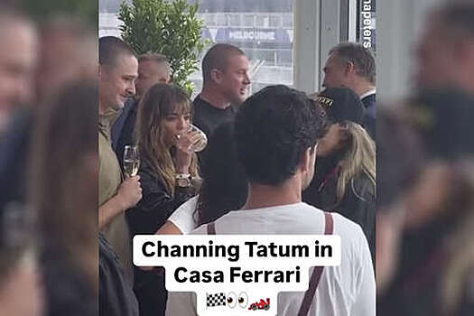 Возлюбленную актера Татума Инку Уильямс засняли в бикини