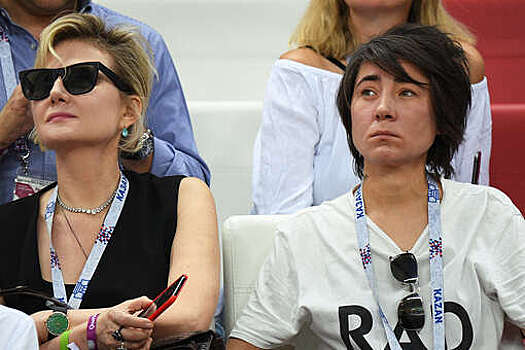 Mash: Земфира переехала из Парижа в Лондон из-за роста преступности во Франции