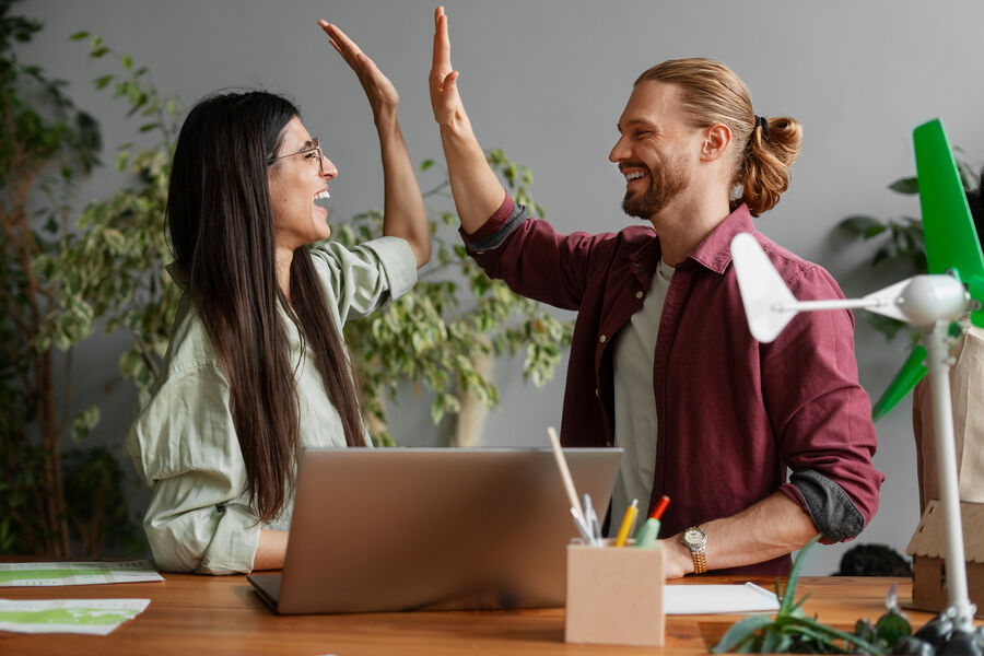 Россияне назвали лучшие города для построения карьеры