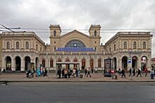 Отправление поездов c Балтийского вокзала в Петербурге задерживается до 1,5 часа