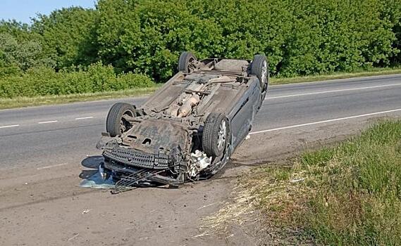 В Курской области из-за столкновения автомобилей «Лада Гранта» и «Тойота Королла» погибла 63-летняя женщина