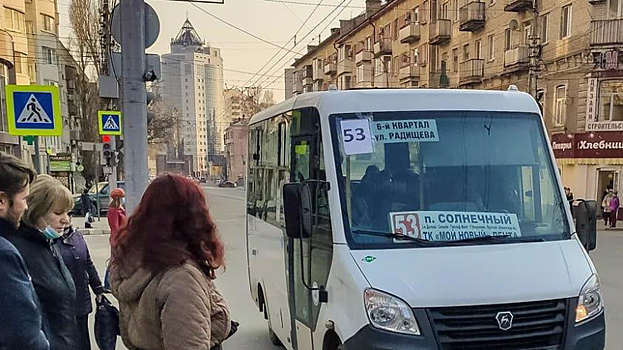 Саратовский блогер раскритиковал работу городского транспорта во время самоизоляции