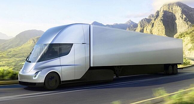 Электрический грузовик Tesla Semi набрал 100 км/ч за 5 секунд