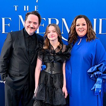 Мелисса Маккарти появилась в компании мужа и дочери Жоржетты на премьере фильма «Русалочка»