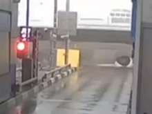 Момент жесткого ДТП с автобусом в Тульской области попал на видео