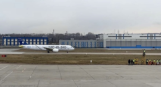 В «Ростехе» заявили, что Россия переходит на импортозамещенную авиатехнику