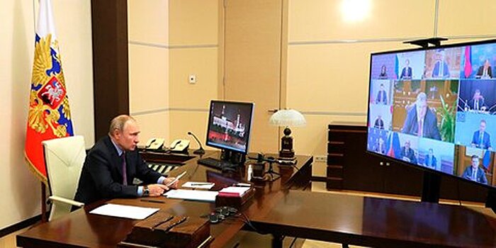 Путин поинтересовался здоровьем участвовавших в крещенских купаниях