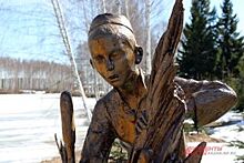 В Альметьевске неизвестные украли часть скульптуры Тукая