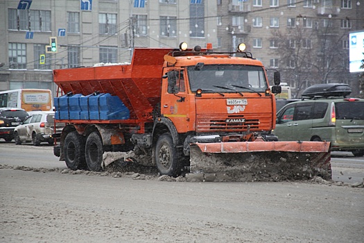 Мэрия не выполнила решение суда по закупке спецтехники для уборки улиц Новосибирска