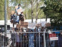 Политолог Щекин назвал шантажом ЕС имитацию побегов мигрантов из лагерей в Литве