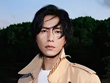 Китайский актёр Чэнь Кунь стал «лицом» британского бренда Burberry