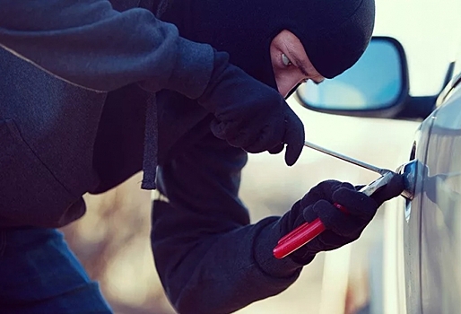 В Омской области угонщики прикинулись пассажирами авто, которых увез неизвестный