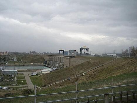Иркутская ГЭС продолжит увеличивать сброс воды