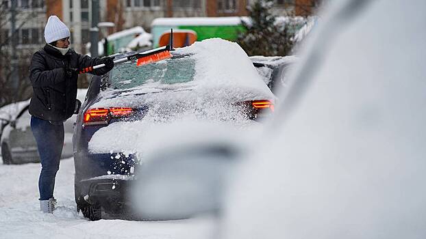 Автоэксперт Кадаков рассказал об оптимальном времени прогрева машины зимой