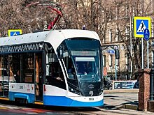 Трамваи четырех маршрутов задерживались на Яузском бульваре из-за ДТП