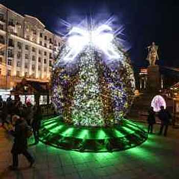 Более 500 световых декораций украсят Москву к Пасхе