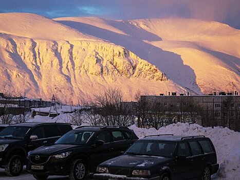 Ребенок из туристической группы, которого завалило снегом в Мурманской области, погиб