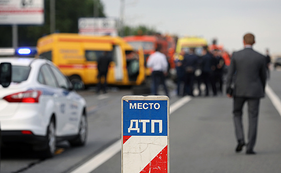 ЧП на трассе: ехавший в Москву автобус разбился