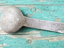 История непростой ложки. Волгоградец откопал в огороде посуду времен ВОВ