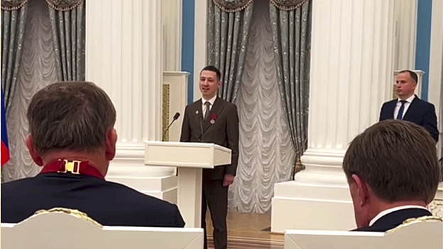 Директор молодежной политики Ямала получил почетную награду в Кремле