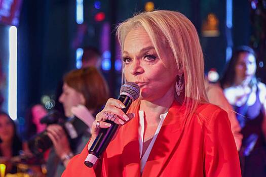 Долина раскритиковала вокал Кристины Агилеры