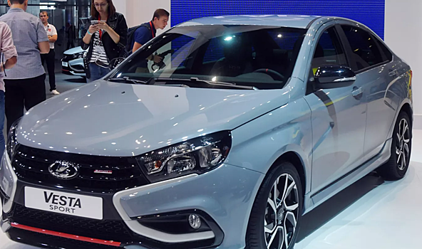 Новая Lada Vesta выйдет в 2023 году только с «механикой»