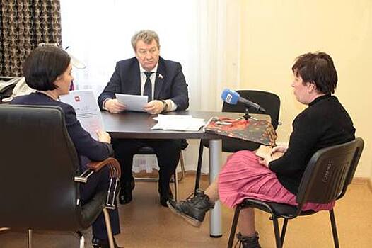 Челябинский депутат поможет матери ребенка-инвалида улучшить жилищные условия