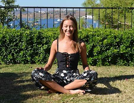Фитнес-практика с Евгенией Лозой: Дисциплине меня научила йога