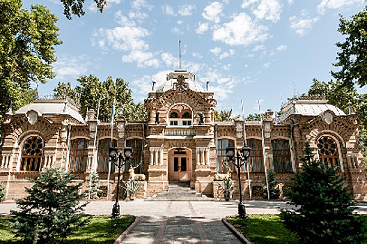 В Ташкенте реконструируют дворец Романовых