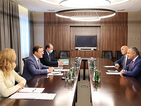 Дмитрий Азаров встретился с Президентом Южной Осетии
