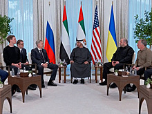 Опубликованы кадры с трехсторонней встречи России, США и Украины