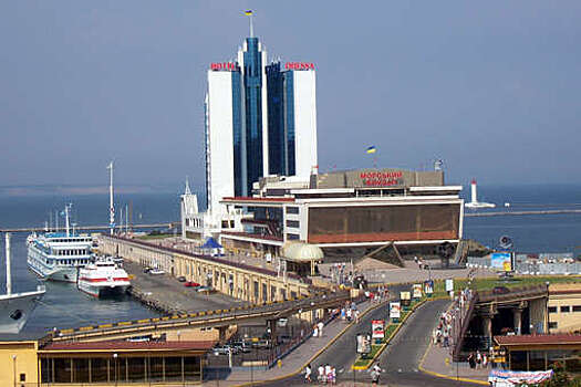 В Украине заявили, что поставки зерна из Одессы не остановят из-за проблем со светом