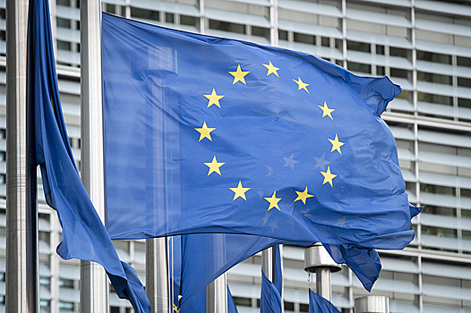 ЕС потратится на оружие и ледокол для боевых действий в Арктике