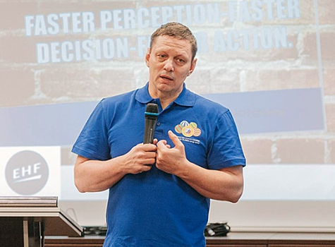 Лев ВОРОНИН: Чтобы побеждать, мы должны быть на две головы выше. Российские гандболисты расширяют географию турниров и обойму своих соперников