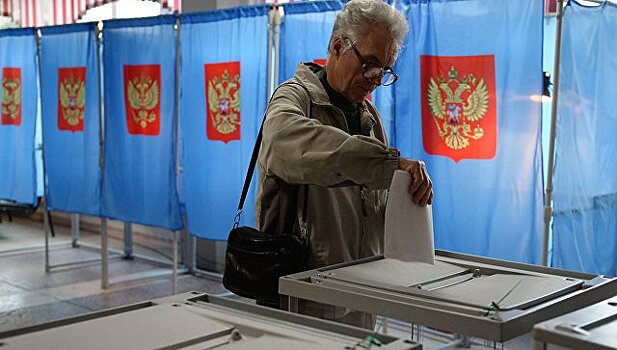 Россиян привлекут на выборы флешмобами, мемами и селфи