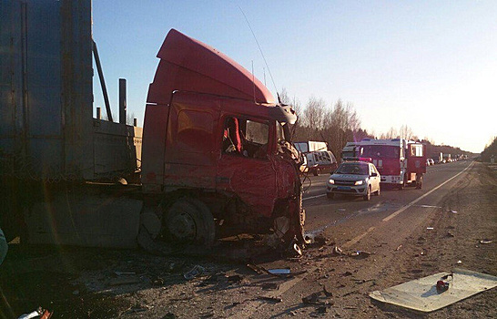 Названы имена погибших в ДТП под Вологдой