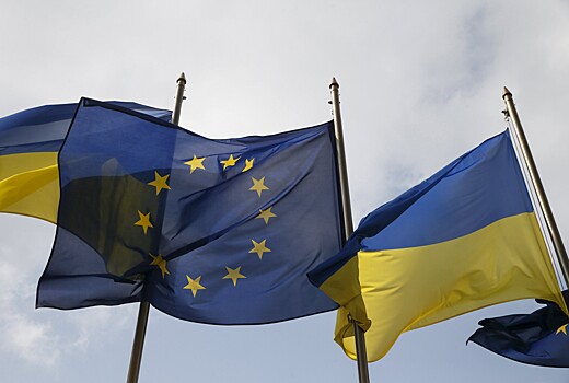 В Киеве прокомментировали решение ЕС о помощи Донбассу