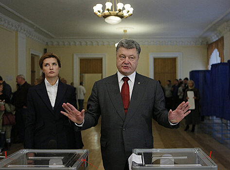 Порошенко: зарубежные эксперты помогают Киеву противостоять влиянию РФ на выборы