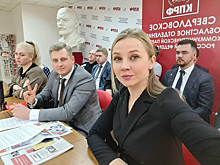Лидер свердловской КПРФ делегировал жену во власть Екатеринбурга. Инсайд URA.RU подтвердился
