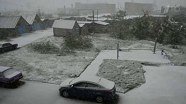 Снег в Воркуте и другие новости Первого канала