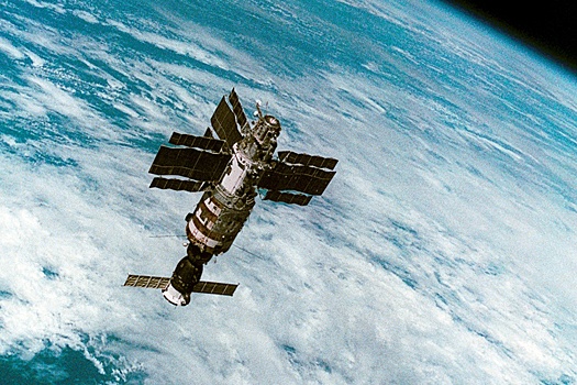 Ледяной дом: как космонавты спасали мертвую станцию «Салют-7»
