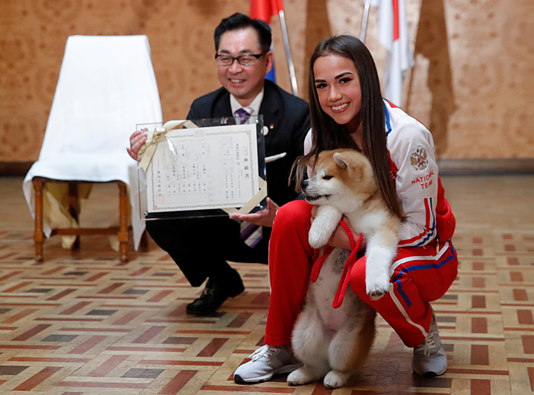 Щенка акита-ину она увидела в журнале во время предолимпийских сборов в японском городе Нагоя. 