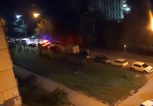 В Новосибирске на видео засняли погоню полицейских за белым автомобилем