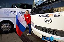 Вузам новых регионов страны в Ростове передали новые автобусы